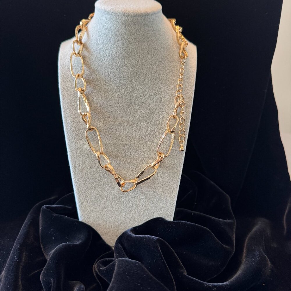 J Crew Chainlink Necklace Twisted Mixed Oval